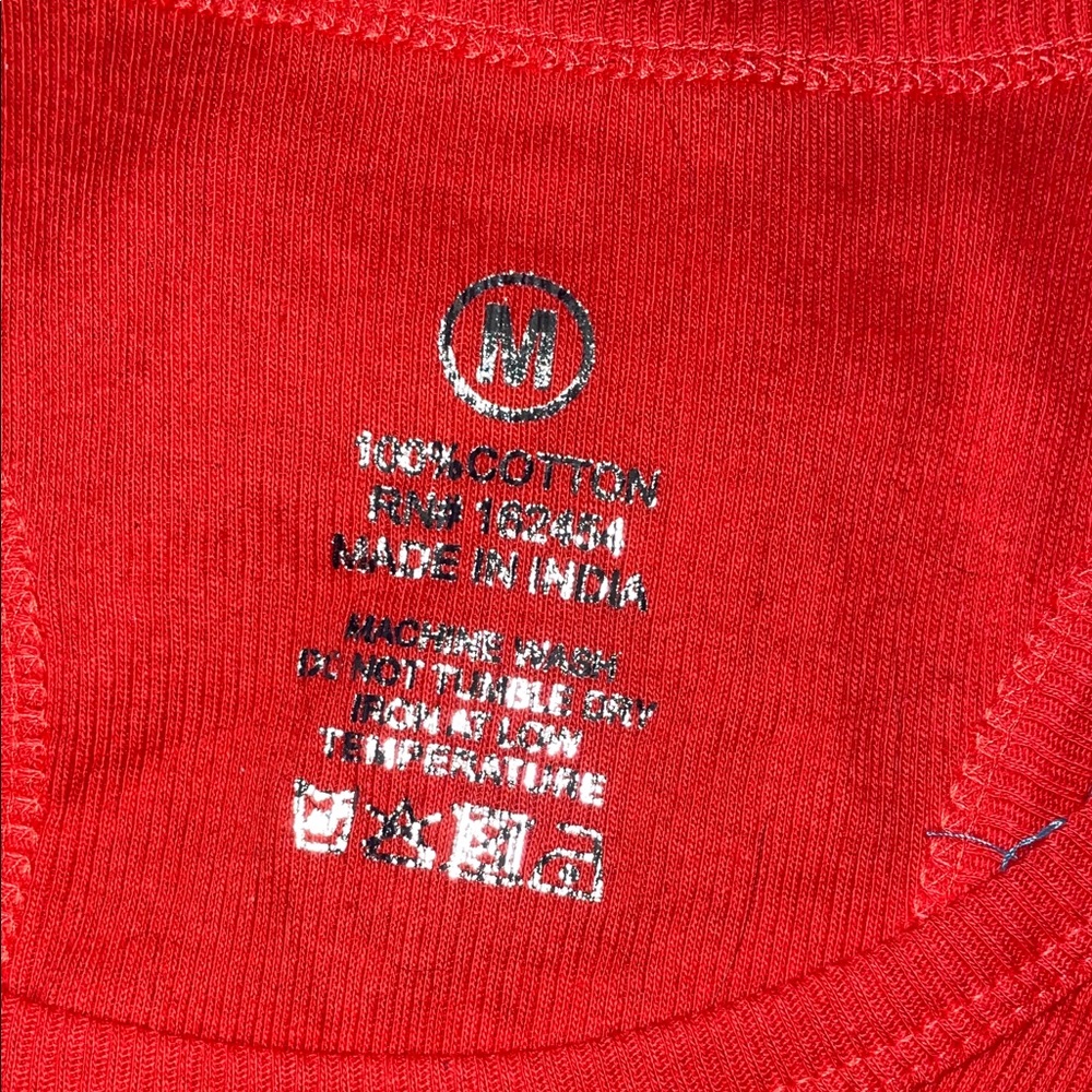 Strawberry Red Ribbed Tank 🍓 - Picture 4 of 9